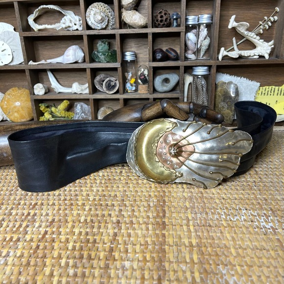 Vintage 80s Celestial Moon and Sun Belt in Brutalist Style Metal and Leather main image 6